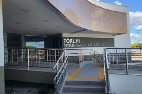QUIXADÁ - Justiça concede liberdade provisória a neto preso por suspeita de furtar aposentadoria da avó em Quixadá