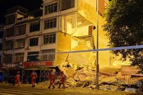 MUNDO - Terremoto de magnitude 5,2 deixa mortos na China; 13 prédios desabaram