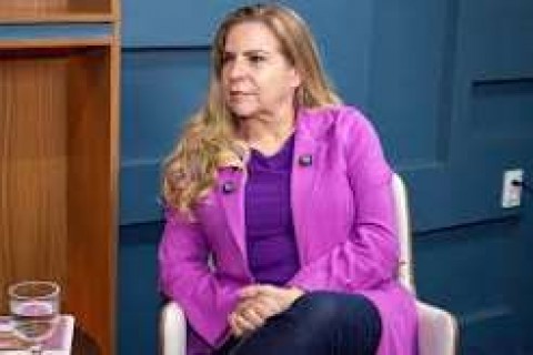POLITICA - “Acho que a vinda do Lula é um pouco para isso”, diz Luizianne sobre reforçar que Ciro não é candidato de Lula