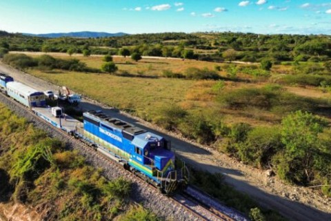 QUIXERAMOBIM - Transnordestina deve chegar a Quixeramobim em agosto e marcar retorno da ferrovia ao município