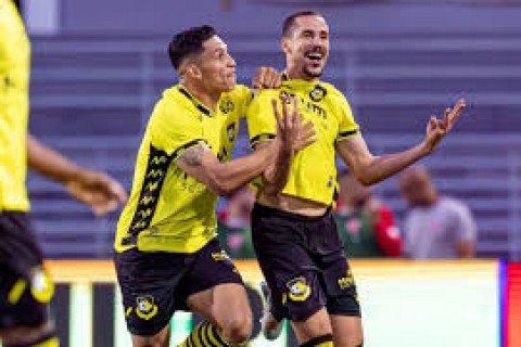 FUTEBOL - Criciúma x Ceará na Série B do Brasileirão: veja onde assistir, horário e escalações