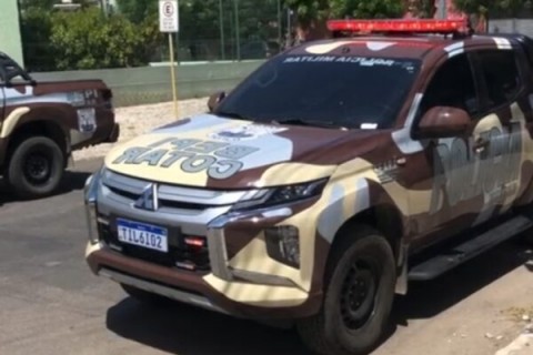BOA VIAGEM - Troca de tiros com policias do COTAR em Boa Viagem termina com dois mortos neste domingo (20)