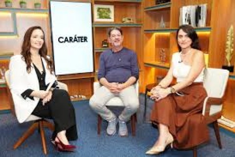 POLITICA - Cid diz que Elmano fala em anunciar “logo” nome para vice na chapa