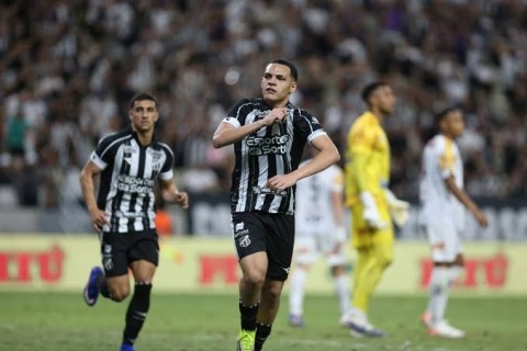 Ceará Sporting Club - Com Melk e Saulo, Ceará embarca para encarar o Botafogo-SP pela Série B