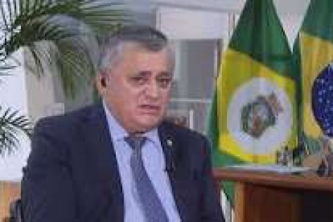 POLITICA - Guimarães diz que Lula e Alcolumbre fizeram as pazes: “A relação tá zerada”