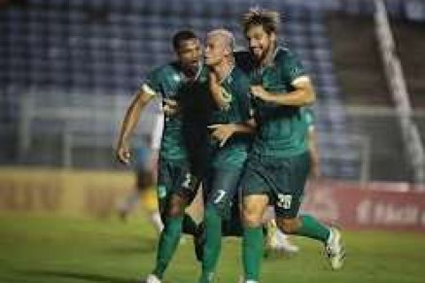 FUTEBOL - Floresta vence Ituano e avança para próxima fase da Série C