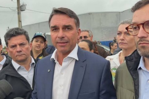 POLITICA - Entenda a polêmica envolvendo Flávio Bolsonaro e Nossa Senhora Aparecida