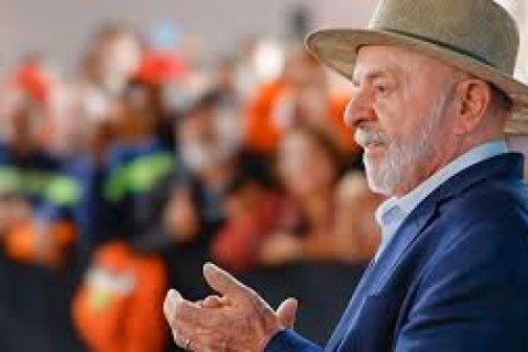 POLITICA - Brasil não vai "ficar chorando" e irá procurar outros parceiros, diz Lula