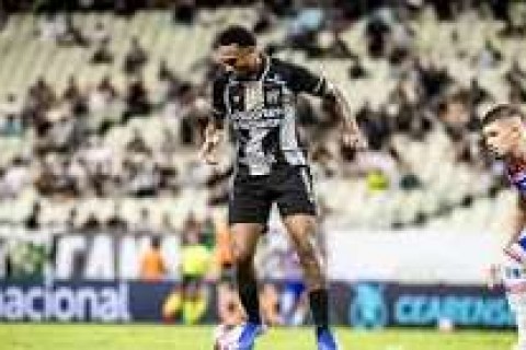 FUTEBOL - Fortaleza x Ceará bate recorde de público da Série B com 38.555 torcedores no Castelão