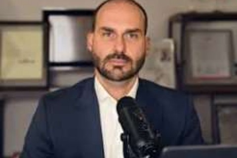CONSPIRADOR - Abandono de cargo: PF decide demitir Eduardo Bolsonaro e expõe sua fuga da Justiça