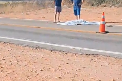 CEARÁ - Homem é atropelado e morto por caminhão no trecho entre Morada Nova e Ibicuitinga