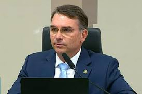 POLITICA - Empresários veem áudio de Flávio como fim da campanha e monitoram Zema
