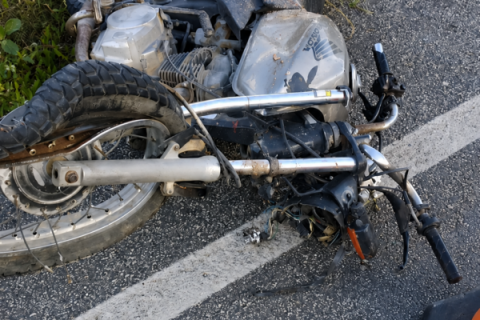 BANABUIÚ - Motoqueiro é morto ao ser atropelado por caminhão neste sábado (25) em Banabuiú