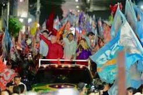 POLITICA - Eleitos “colados em Lula”, Cid e Luizianne são escalados e iniciam trabalhos para 2º turno