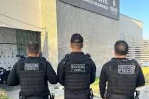 FORTALEZA -  Operação cumpre 13 mandados contra grupo criminoso por tráfico e homicídios em Fortaleza e Crateús