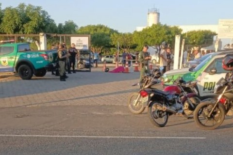 CEARÁ - Execução: Homem é morto a tiros enquanto esperava esposa sair do trabalho
