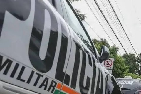 CEARÁ - Homens tentam roubar casa e acabam mortos em troca de tiros com a PM, em Chorozinho