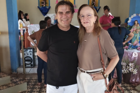 QUIXERAMOBIM - Secretária de saúde de Quixeramobim, Ana Cláudia Pimenta, perdeu o esposo e o pai em apenas 4 dias