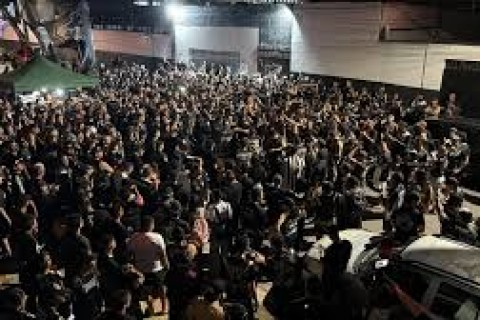 CEARÁ - Torcedores do Ceará protestam por má fase e pedem saída do presidente